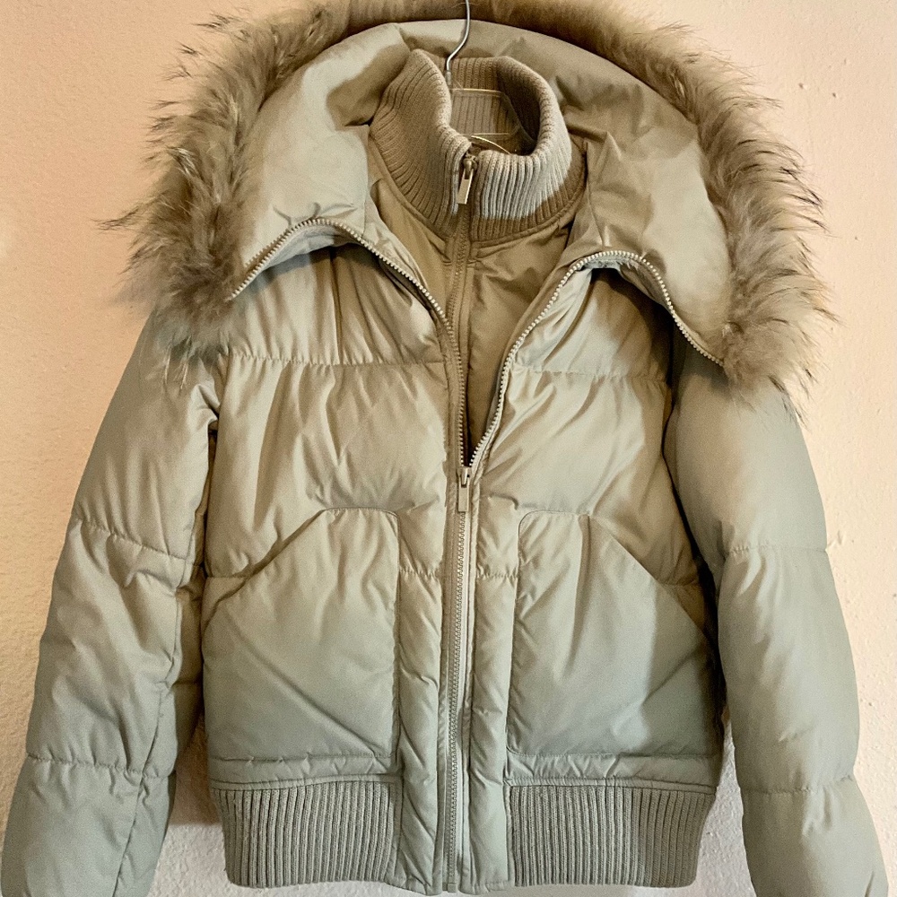 BCBGMaxAzira Puffer Bomber Jacket with fur trim size SM